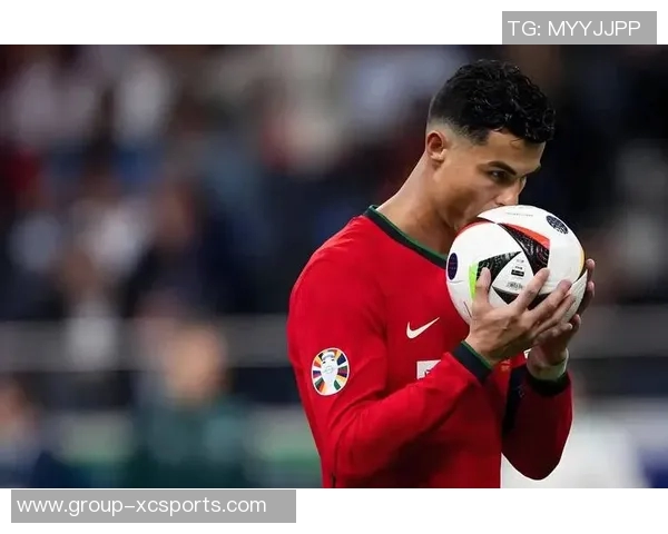 萨拉赫回应C罗炮轰言论称与教练无关有人想让我离开球队